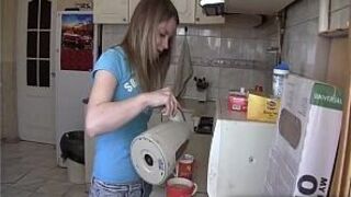 Teen girl taking it deep in the kitchen - porn video